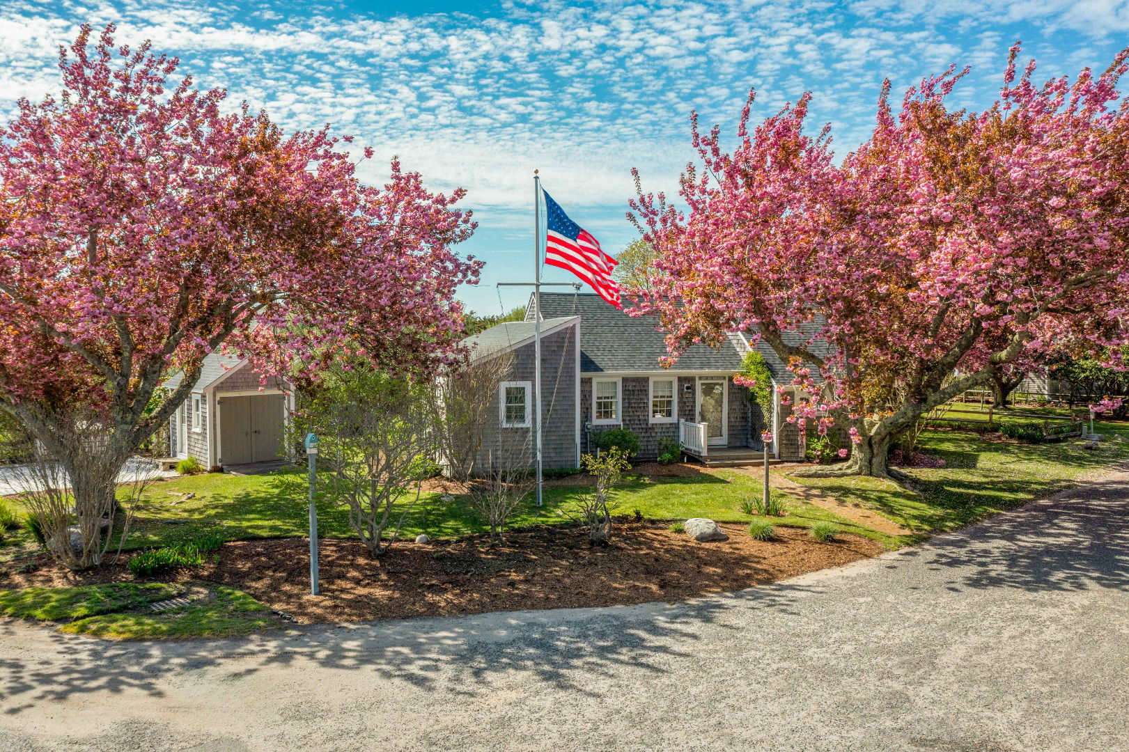 Photo of property  at 2 Towaddy Lane