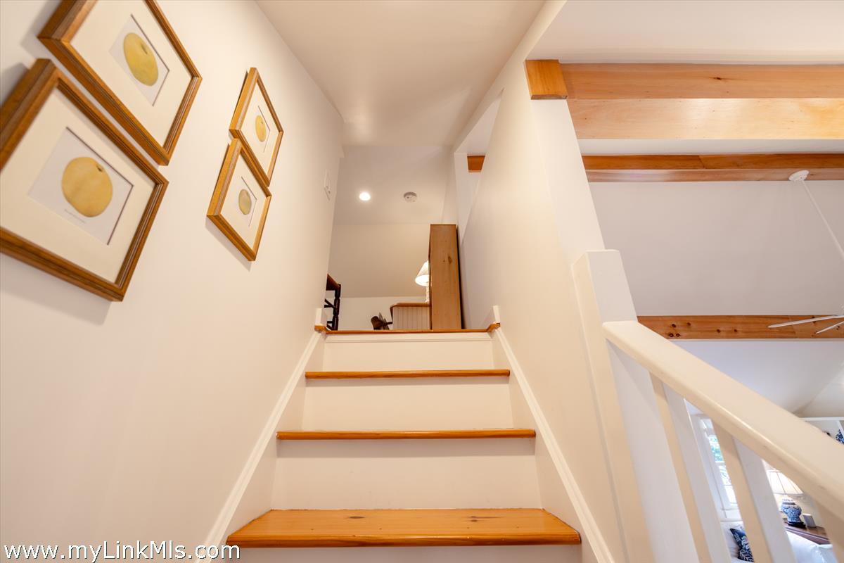 2 Towaddy Lane photo 11
