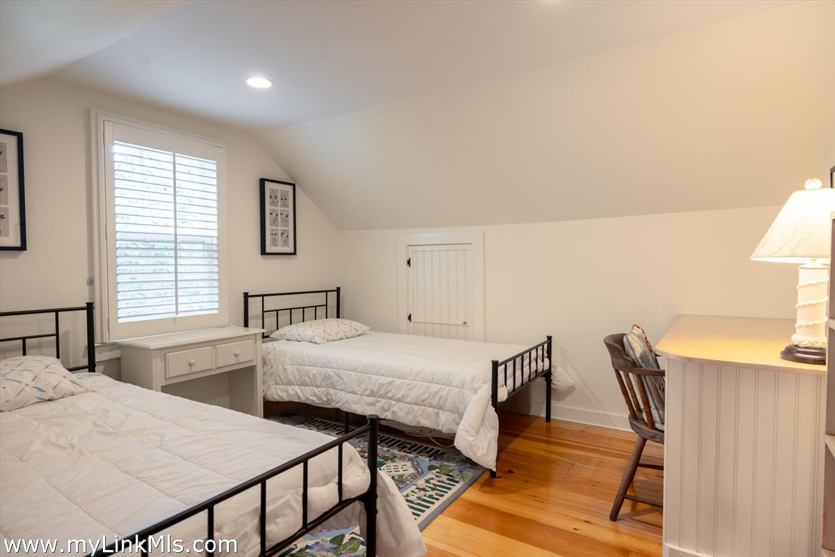 2 Towaddy Lane photo 13