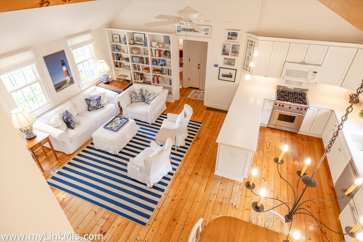 2 Towaddy Lane photo 14