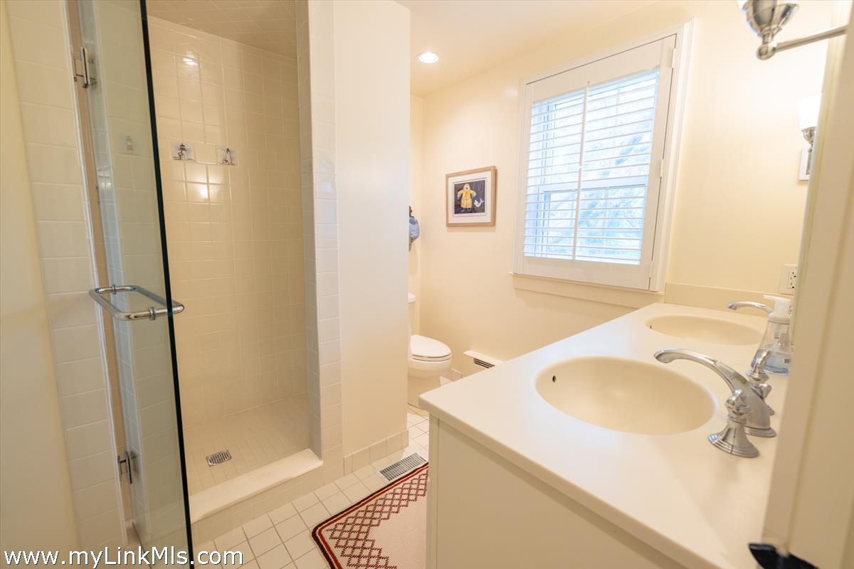 2 Towaddy Lane photo 17
