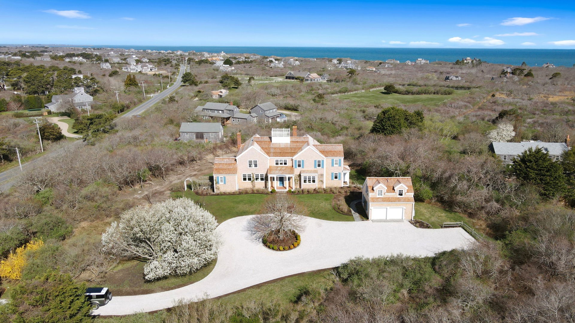 11 Eel Point Road photo 2