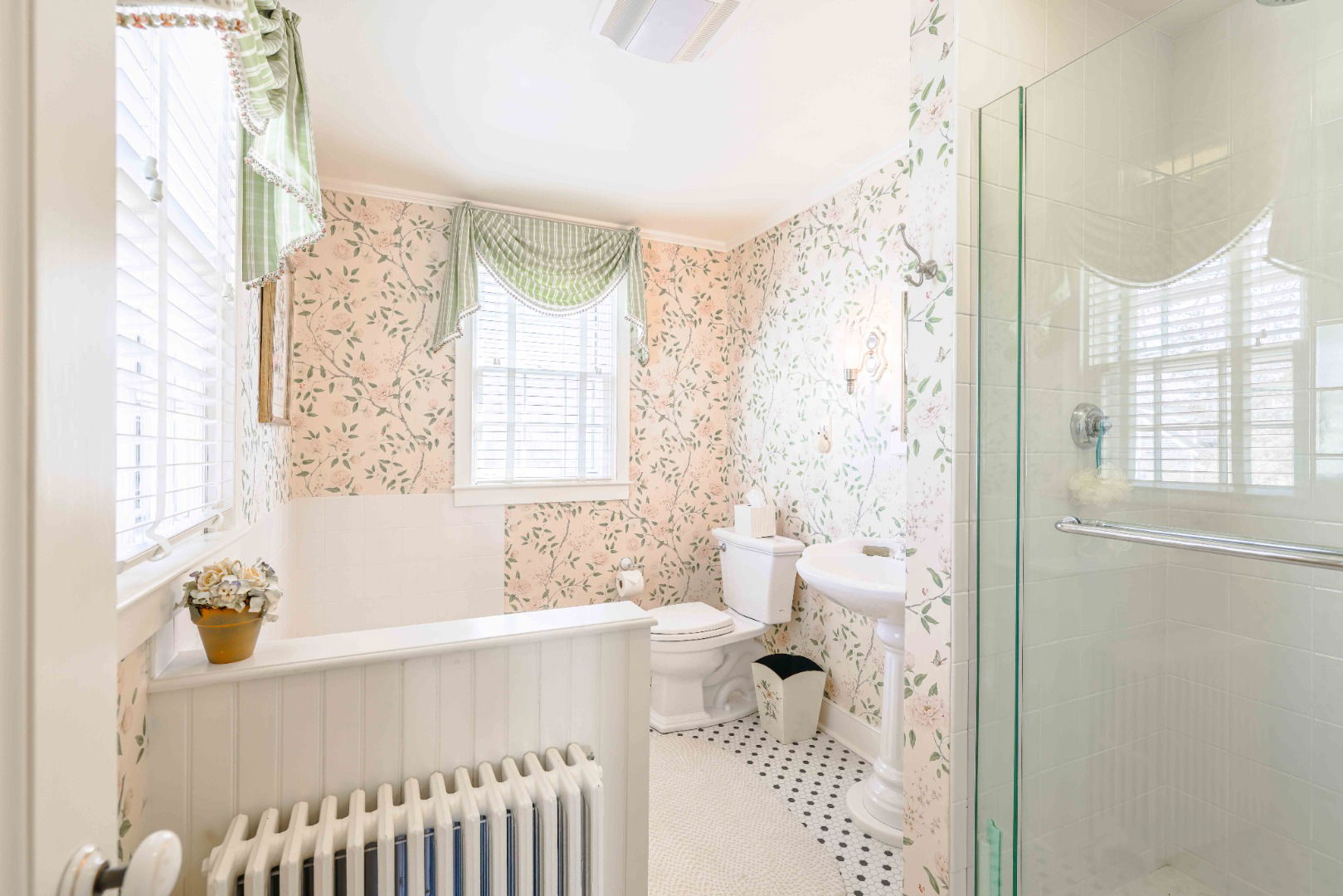 9 Pleasant Street photo 32