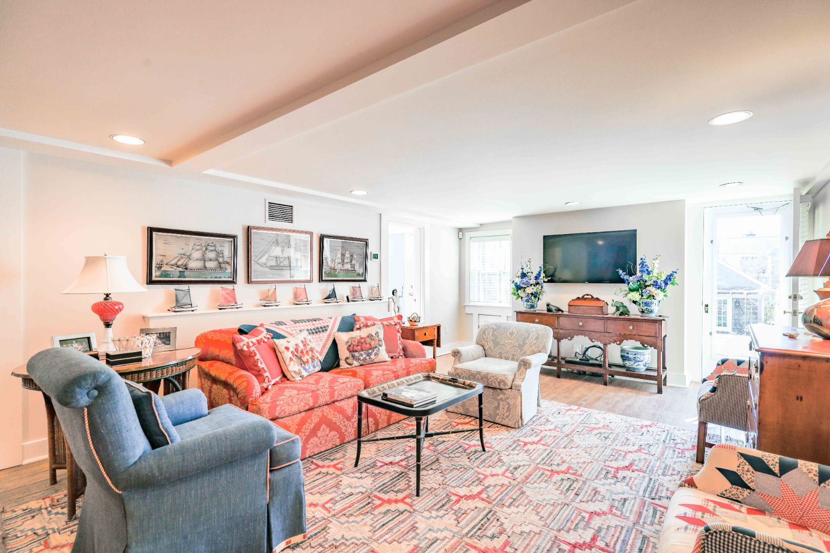 9 Pleasant Street photo 46