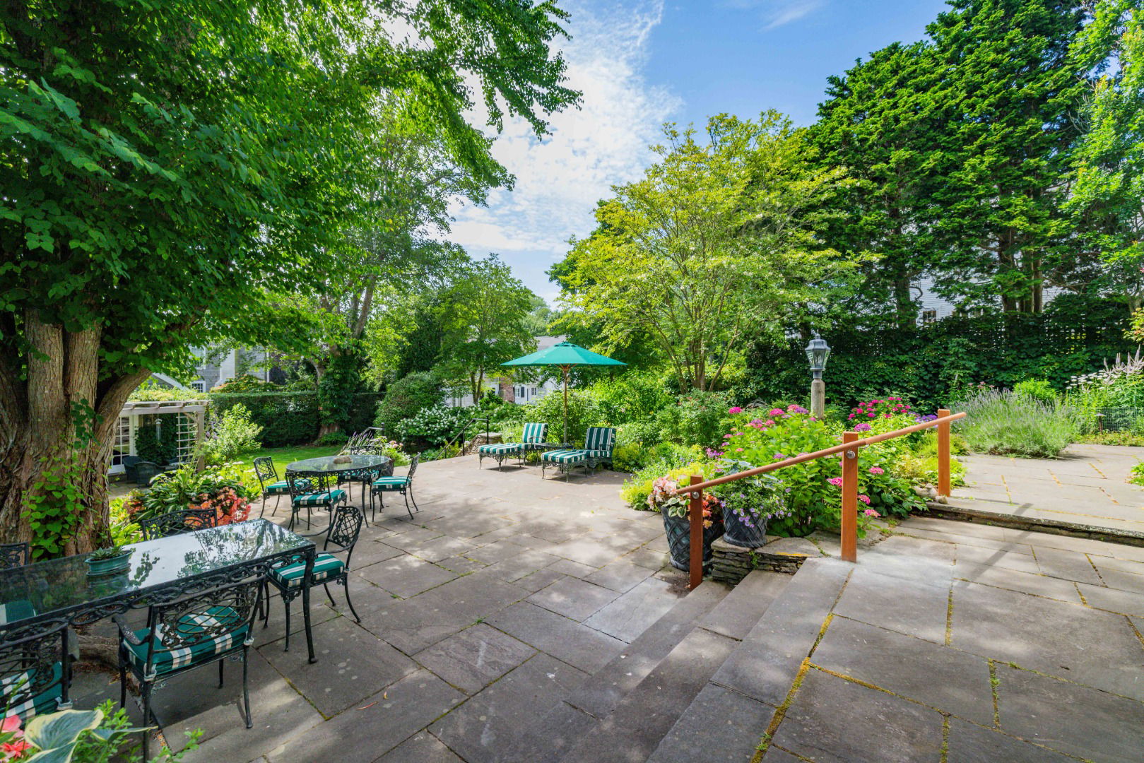 9 Pleasant Street photo 61