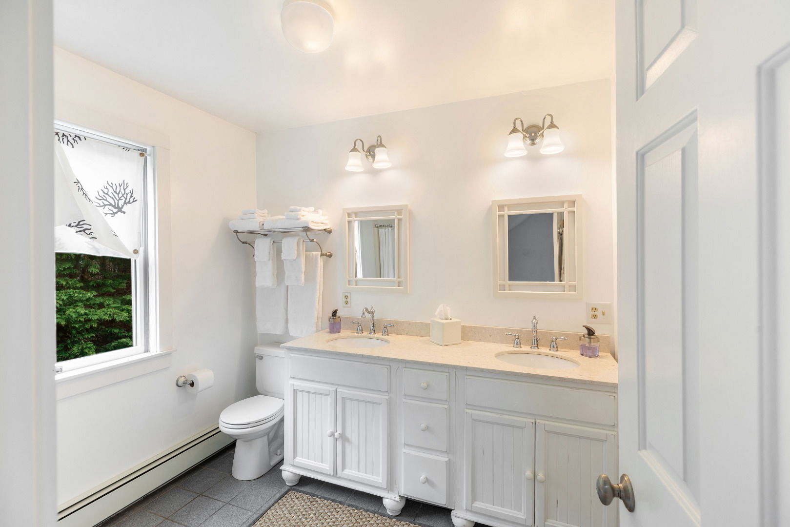 47 West Chester Street photo 18