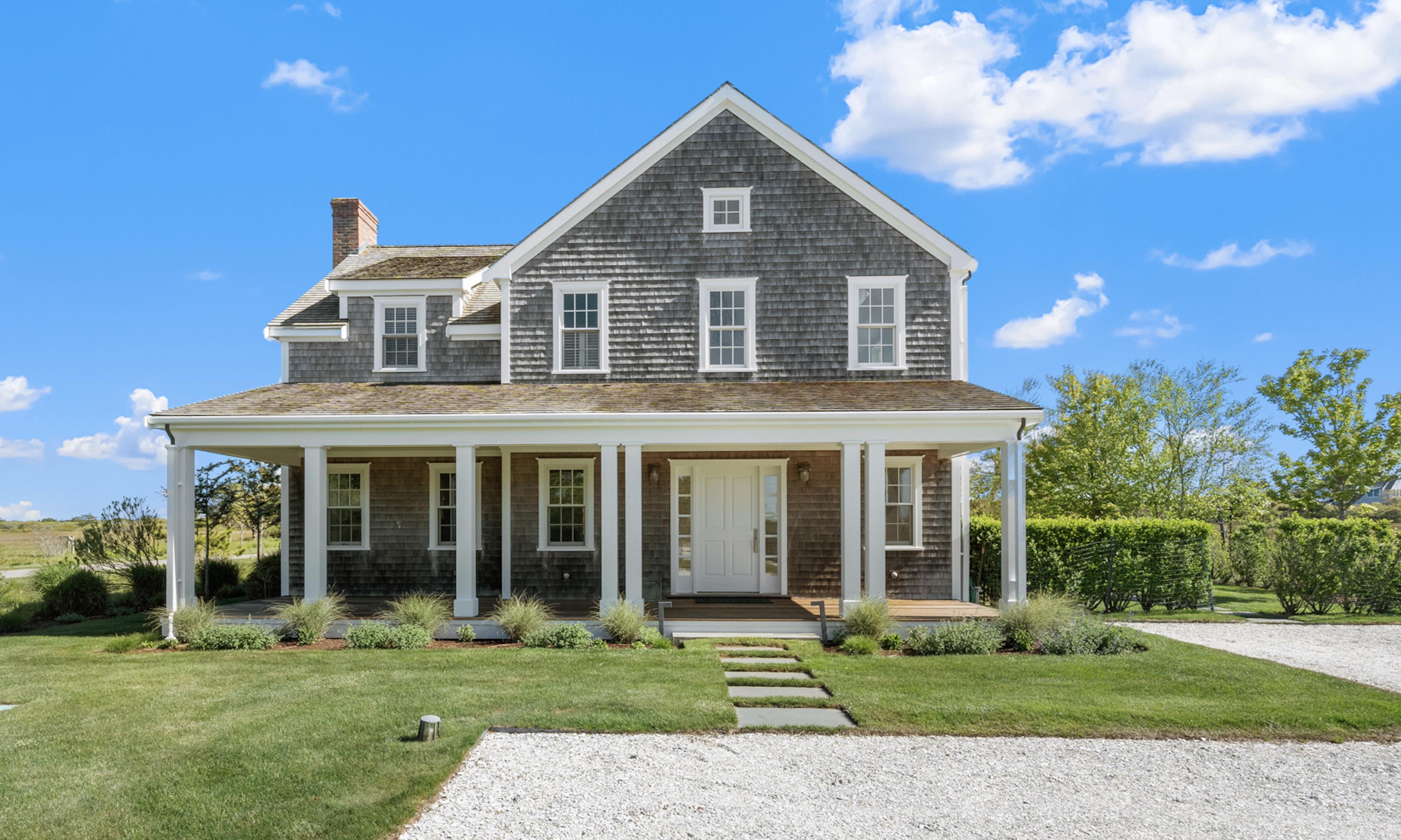 Photo of property  at 318 Milestone Road