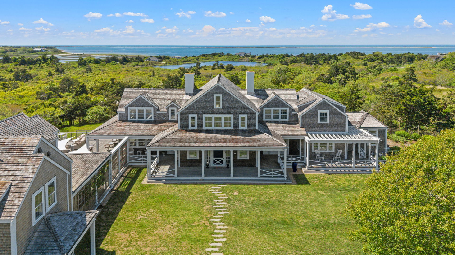 Photo of Nantucket vacation rental property at 14 Bassett Road, Nantucket MA 02554
