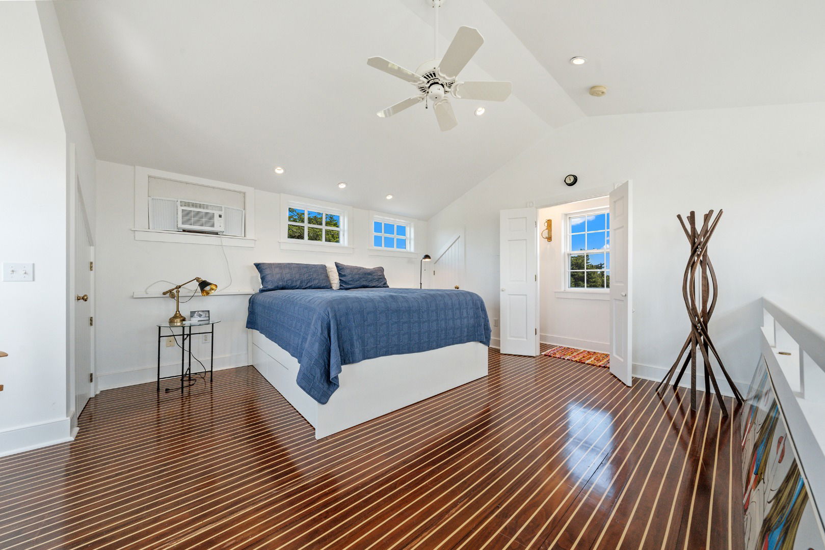 14 Bassett Road photo 104