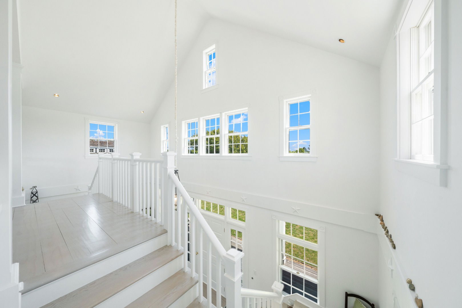 14 Bassett Road photo 30