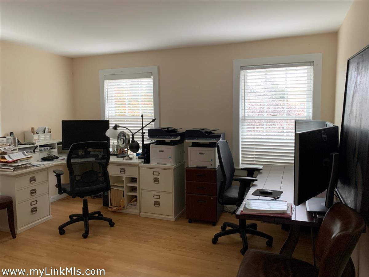 11 Perry Lane photo 11