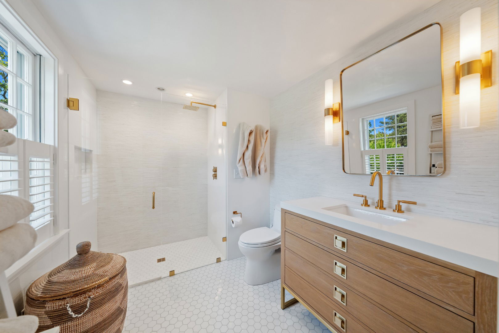 45 Brewster Road photo 17