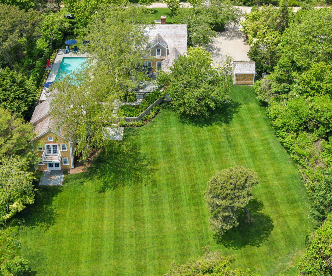 45 Brewster Road photo 4
