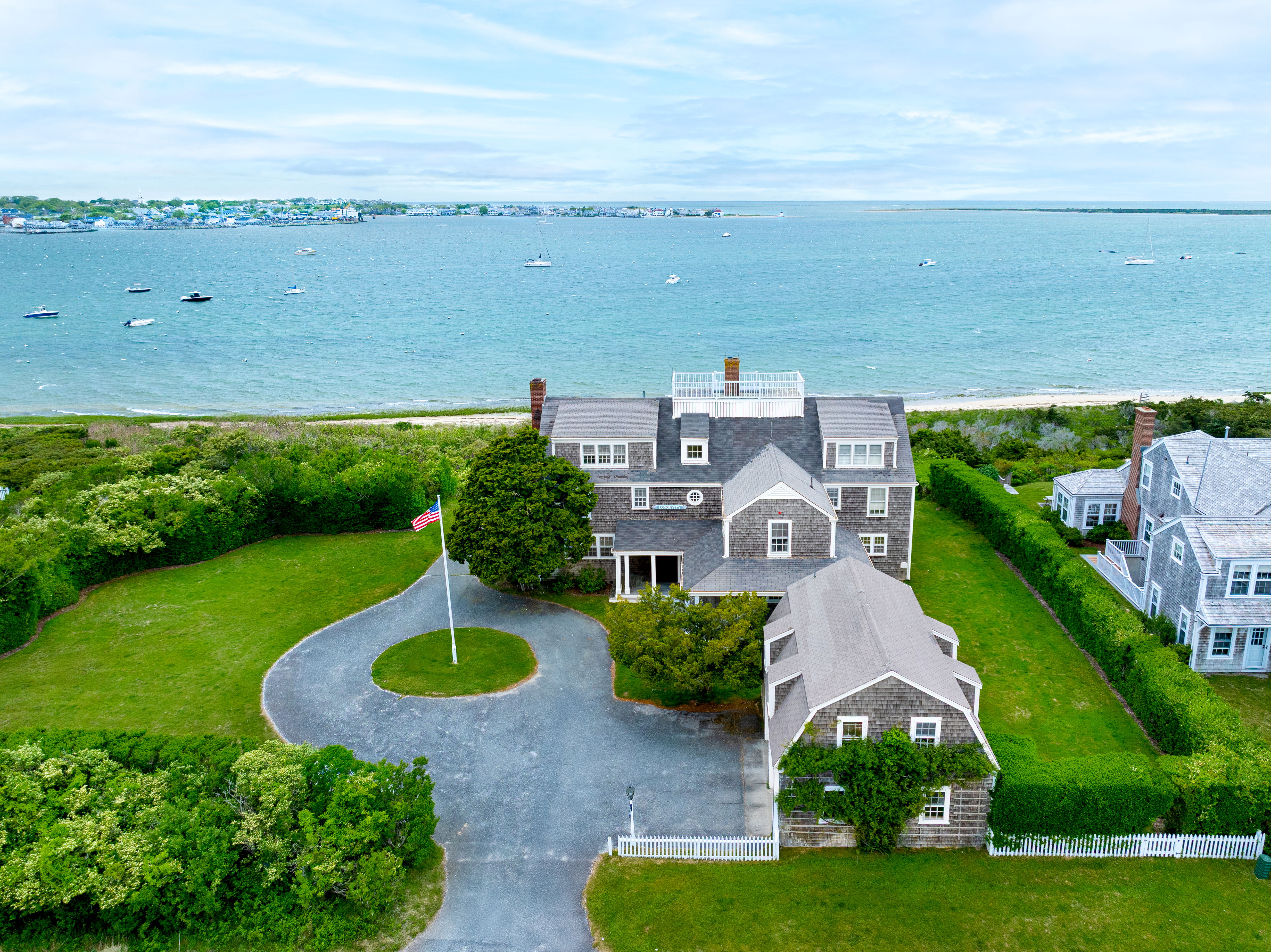 52 Monomoy Road photo 3
