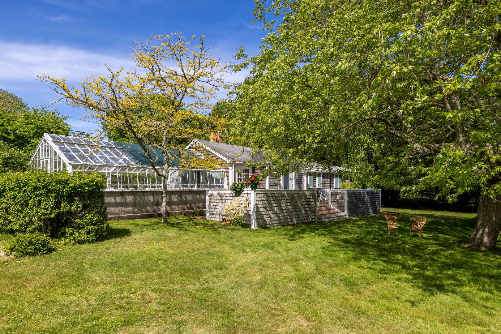 4 McKinley Avenue photo 2