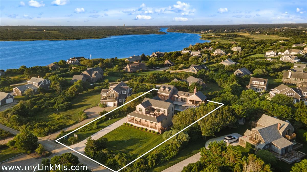 Photo of Nantucket vacation rental property at 3 Tautemo Way, Nantucket MA 02554