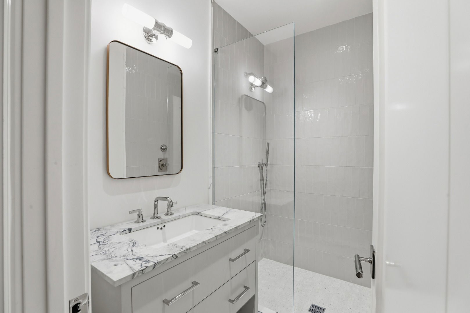 10 Silver Street photo 62