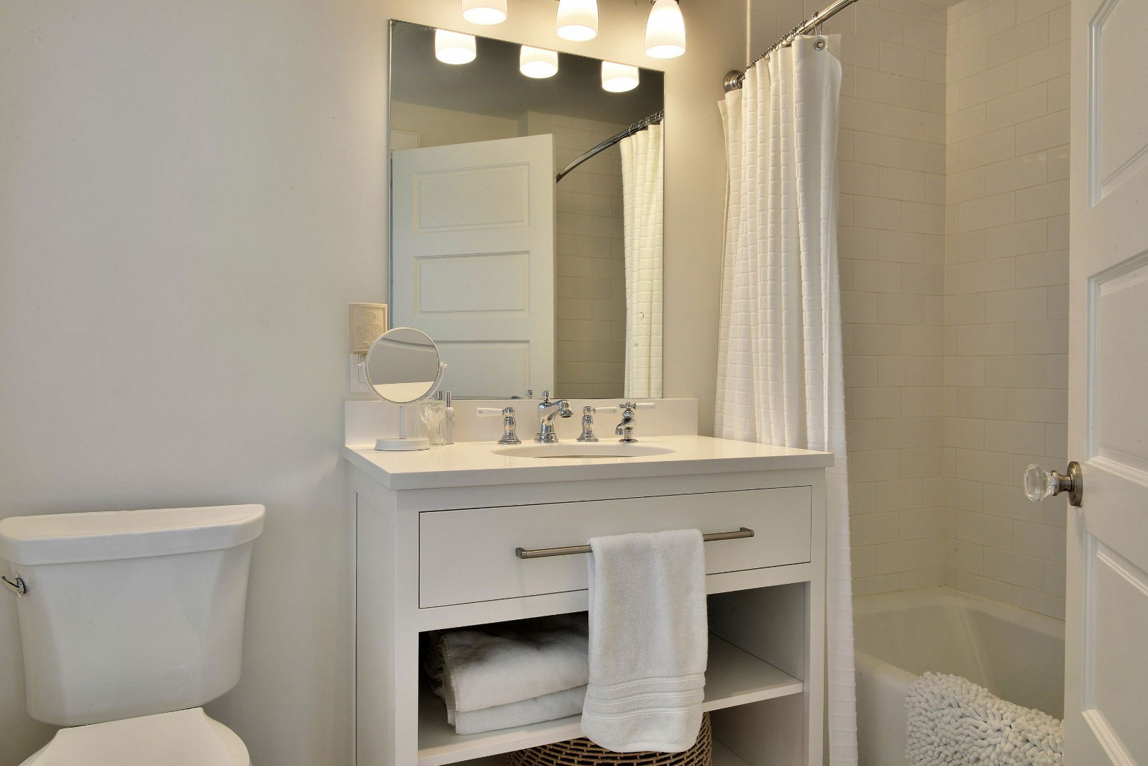11 Columbus Avenue photo 21
