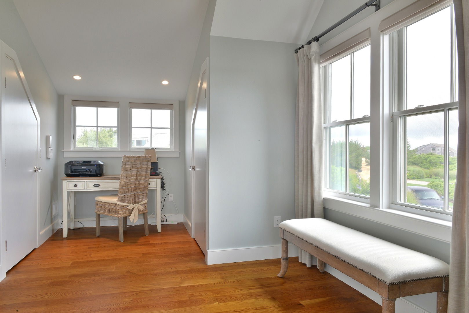 11 Columbus Avenue photo 30