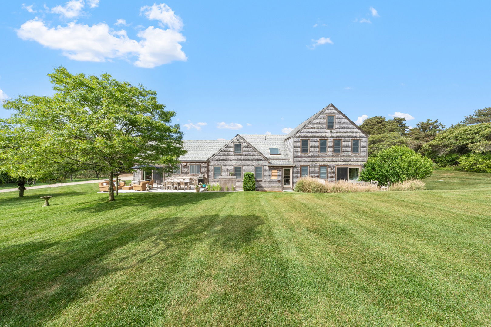 12 Longwood Drive photo 17