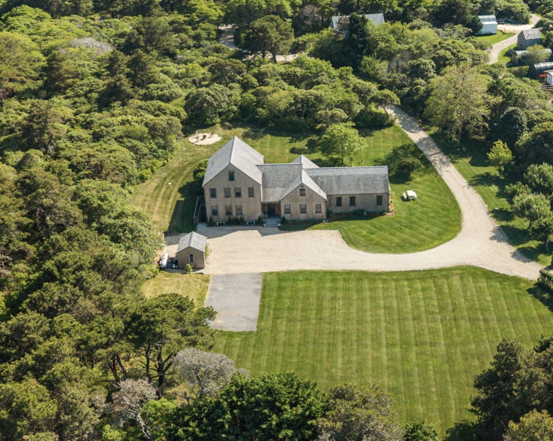 12 Longwood Drive photo 2