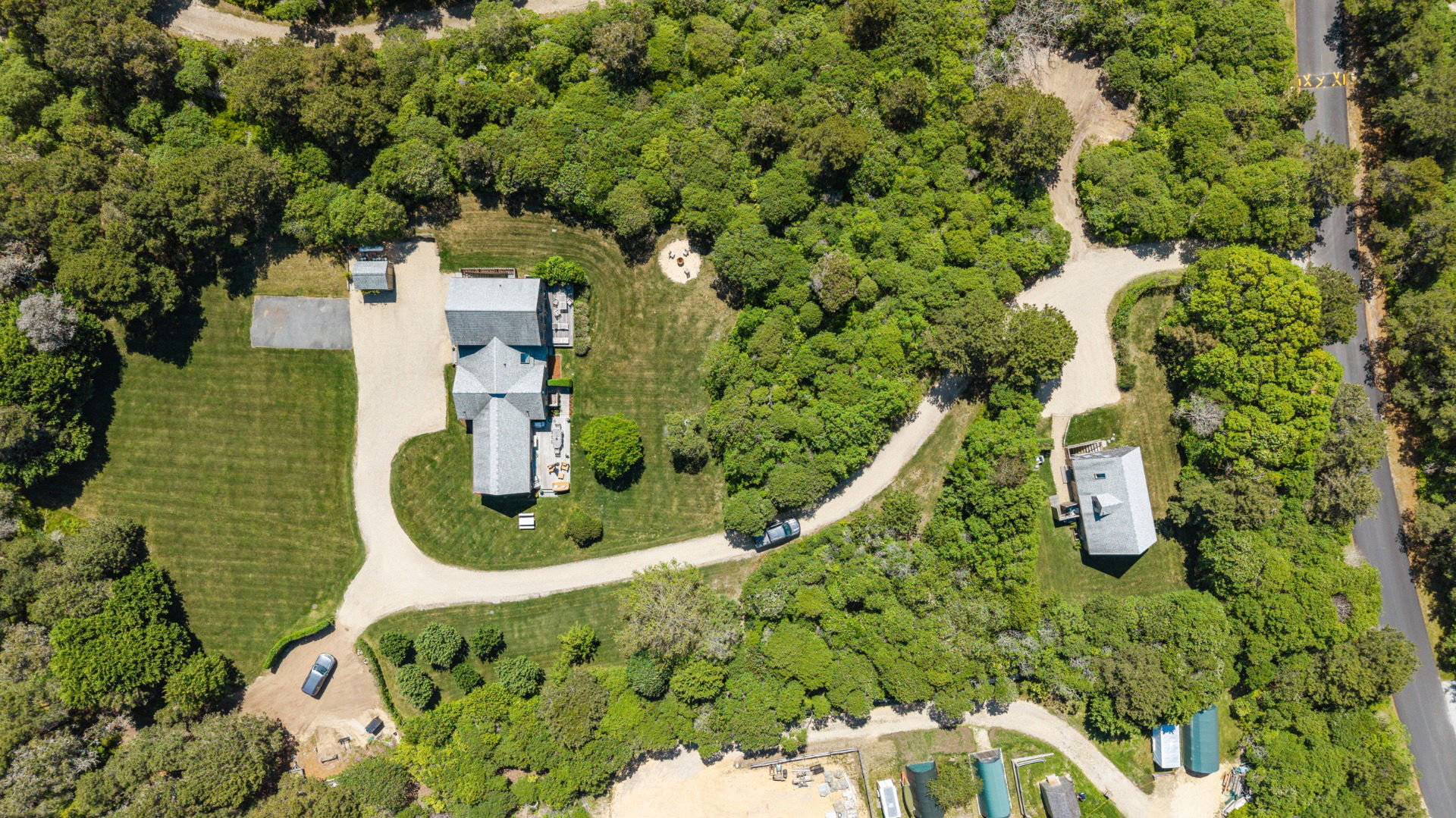 12 Longwood Drive photo 4