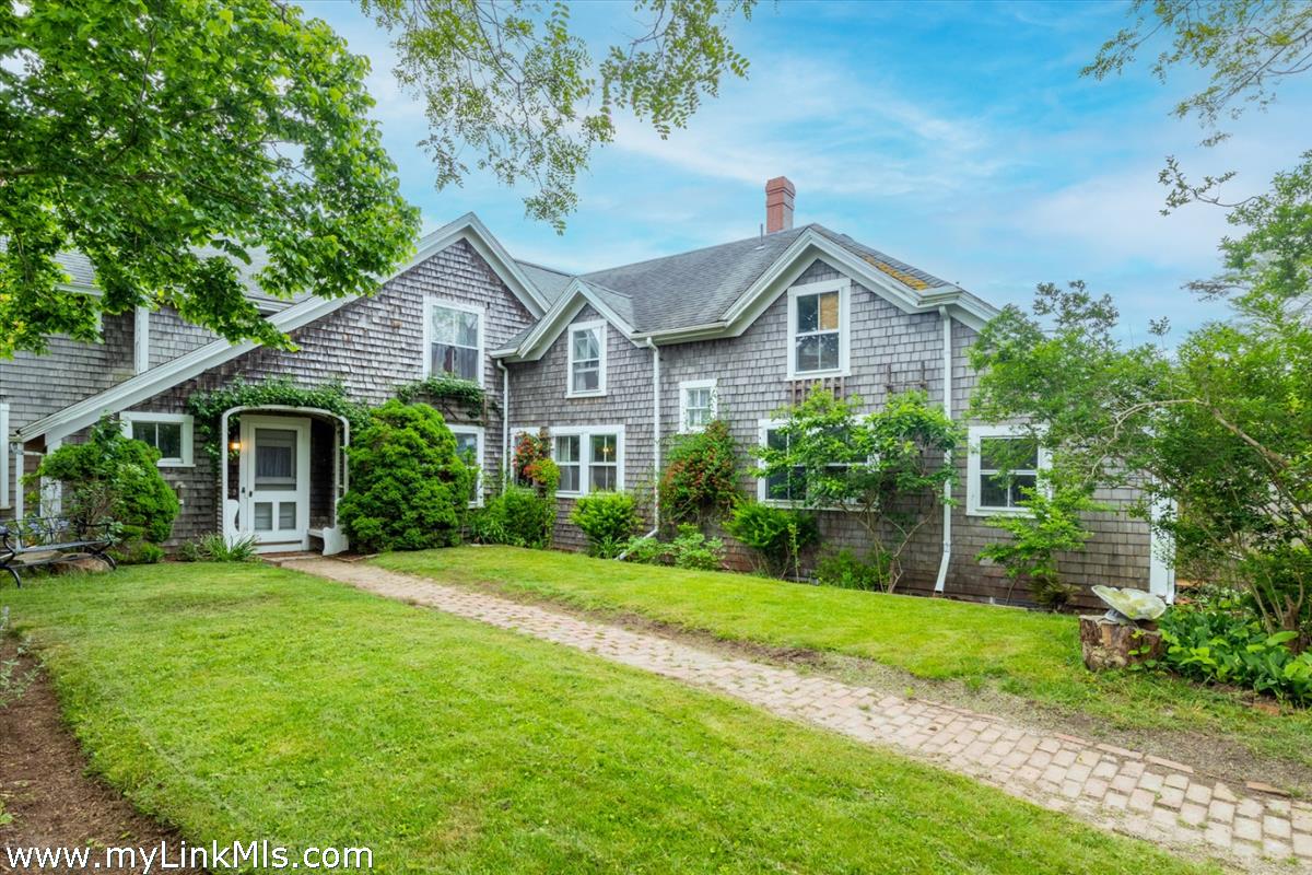 Photo of Nantucket vacation rental property at 13 Cliff Road, Nantucket MA 02554