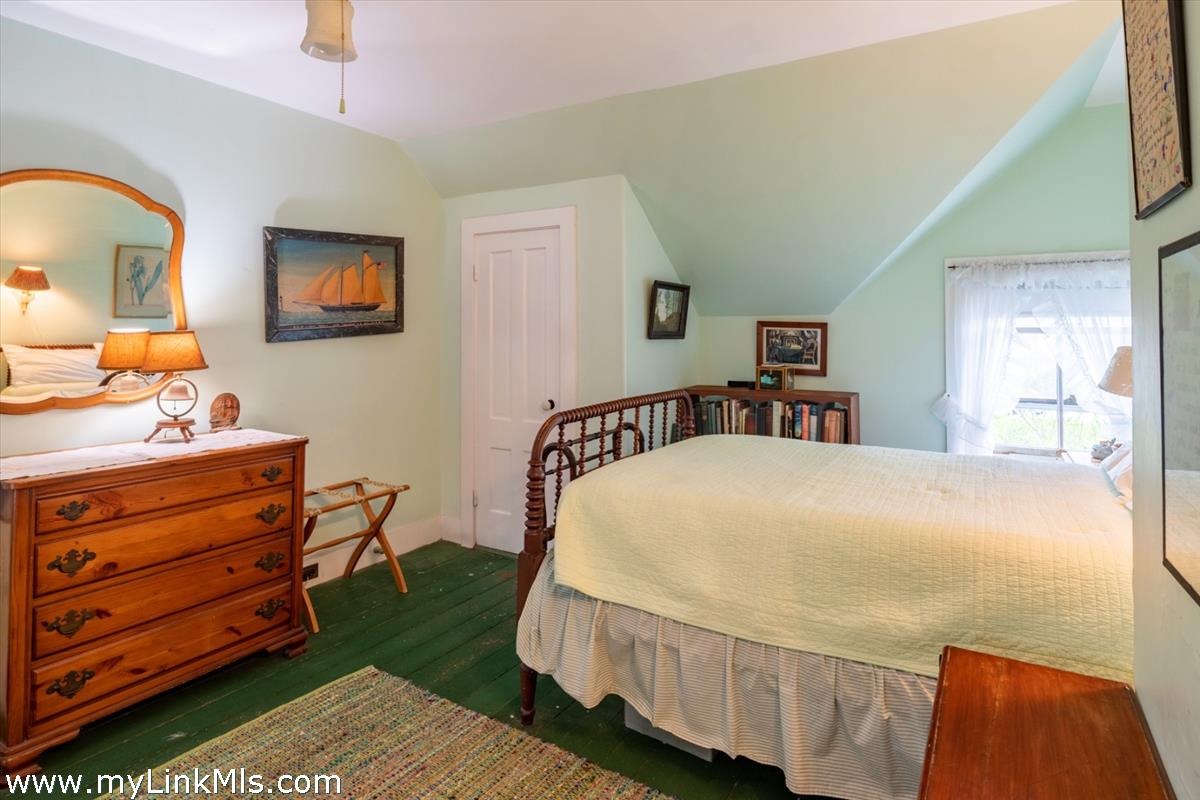 13 Cliff Road photo 29