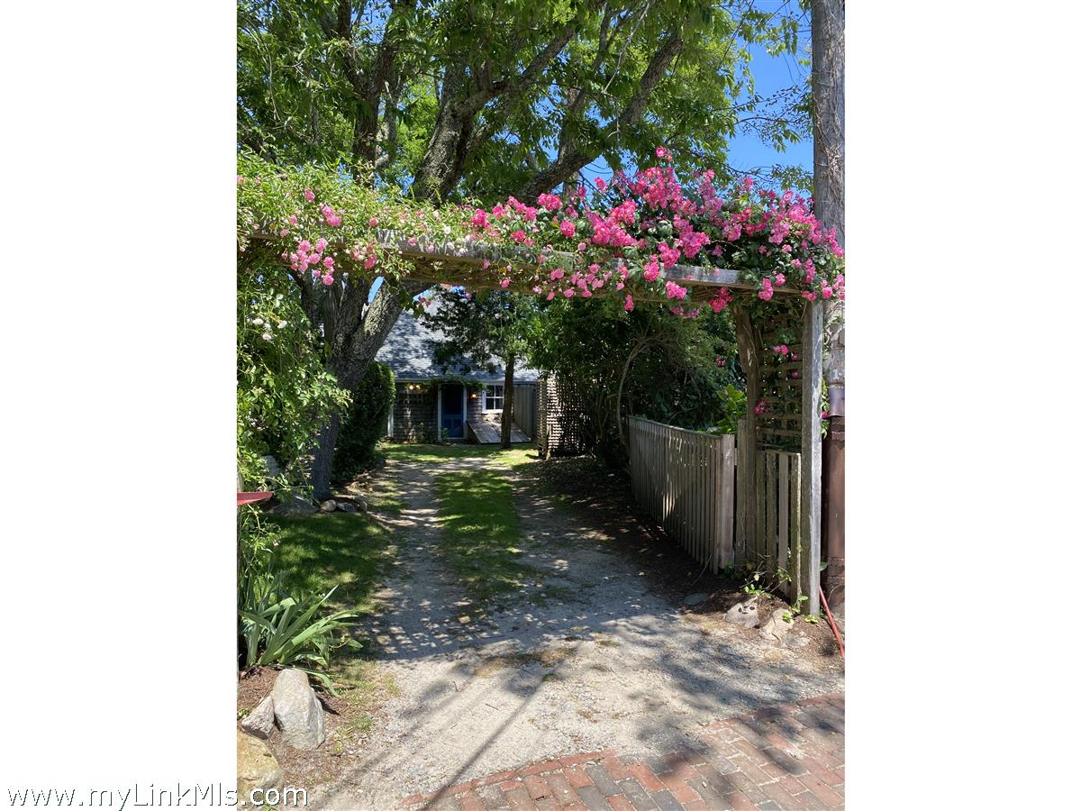 13 Cliff Road photo 35