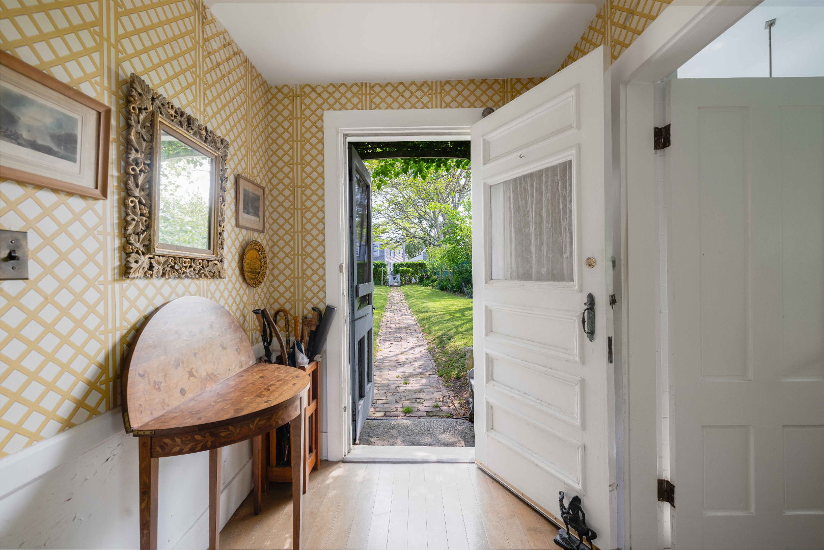 13 Cliff Road photo 4