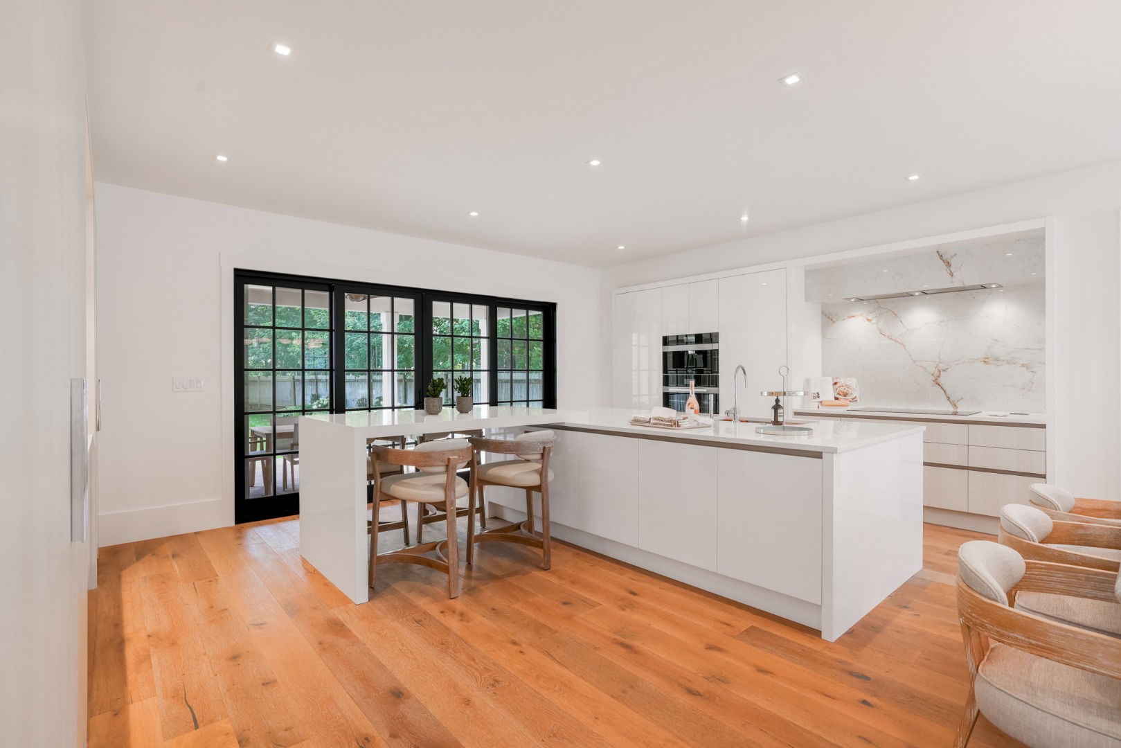 12 Derrymore Road photo 10