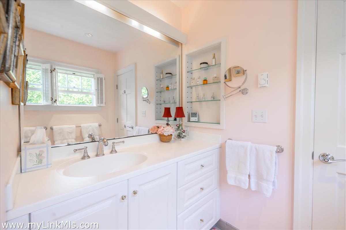 72 Baxter Road photo 25