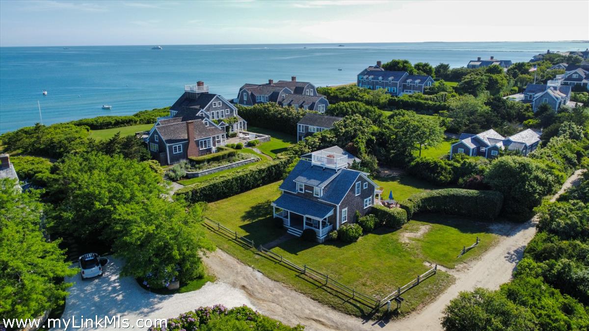 Photo of Nantucket vacation rental property at 1 East Hallowell Lane, Nantucket MA 02554