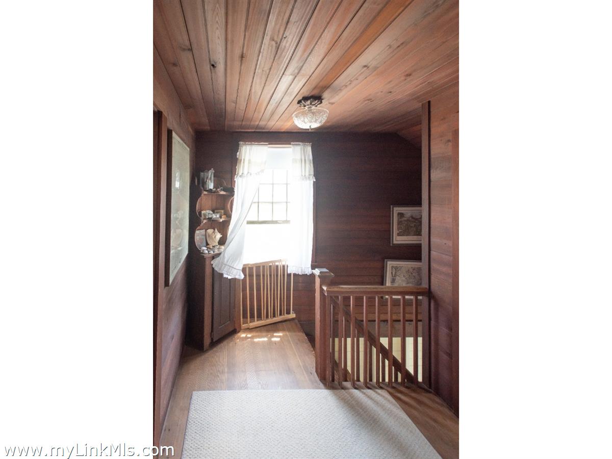 1 East Hallowell Lane photo 15