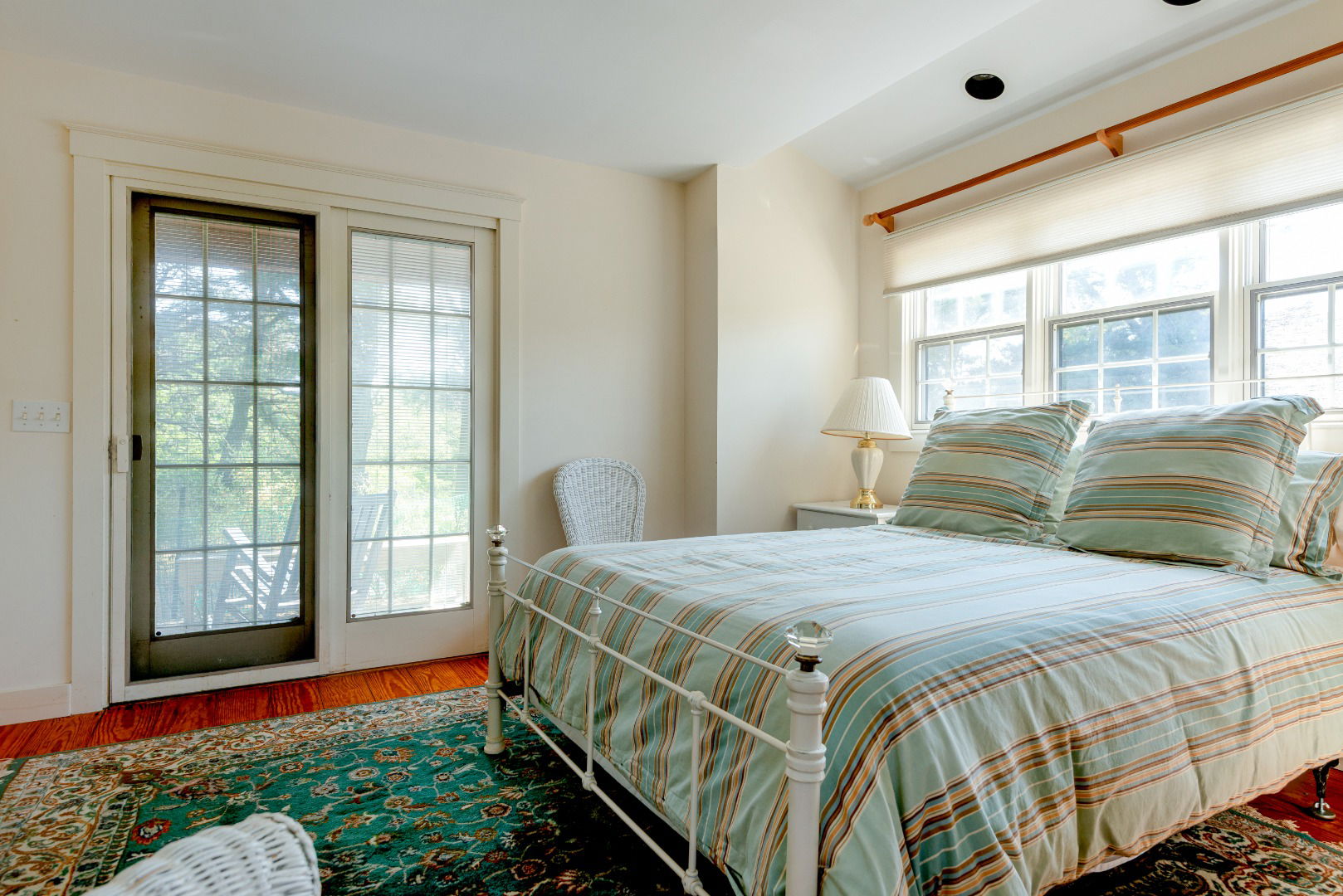196 Cliff Road photo 31