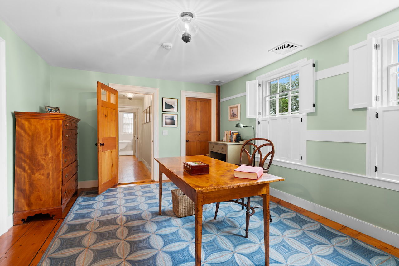 55 Orange Street photo 32