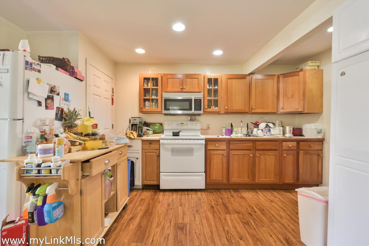 20 Pine Grove Road photo 5