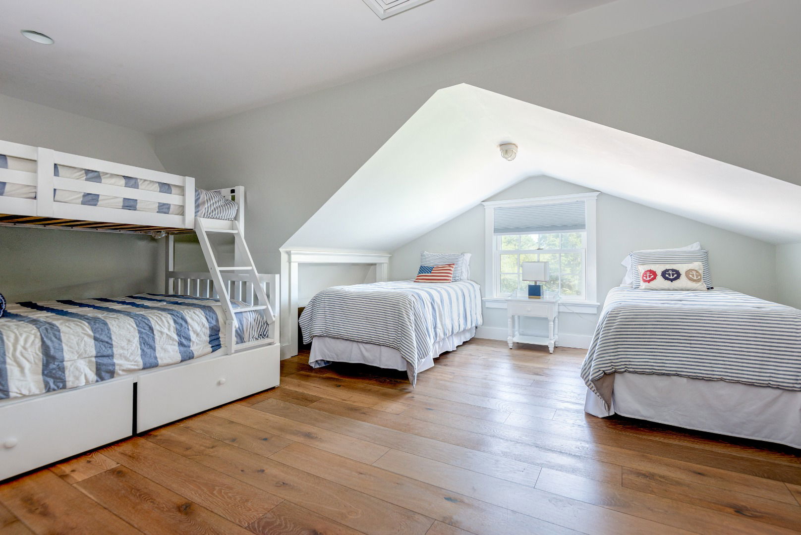4 Millbrook Road photo 36