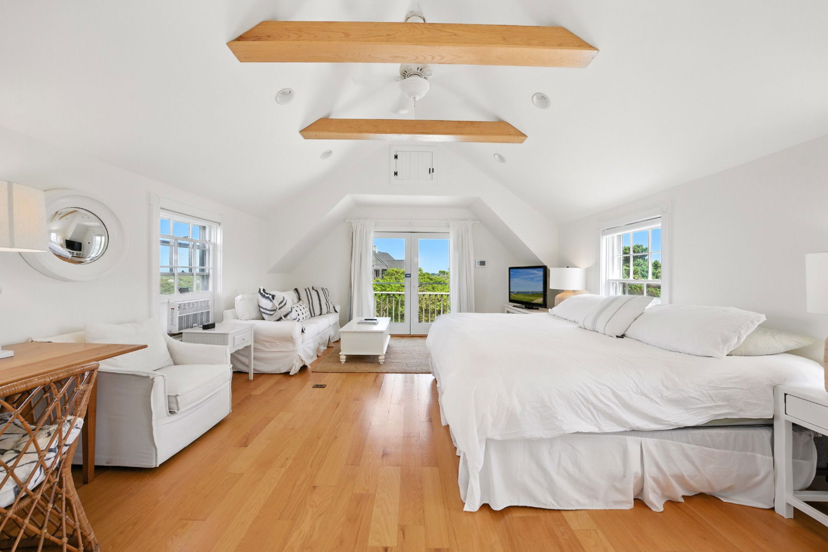 5 Hollister Road photo 24