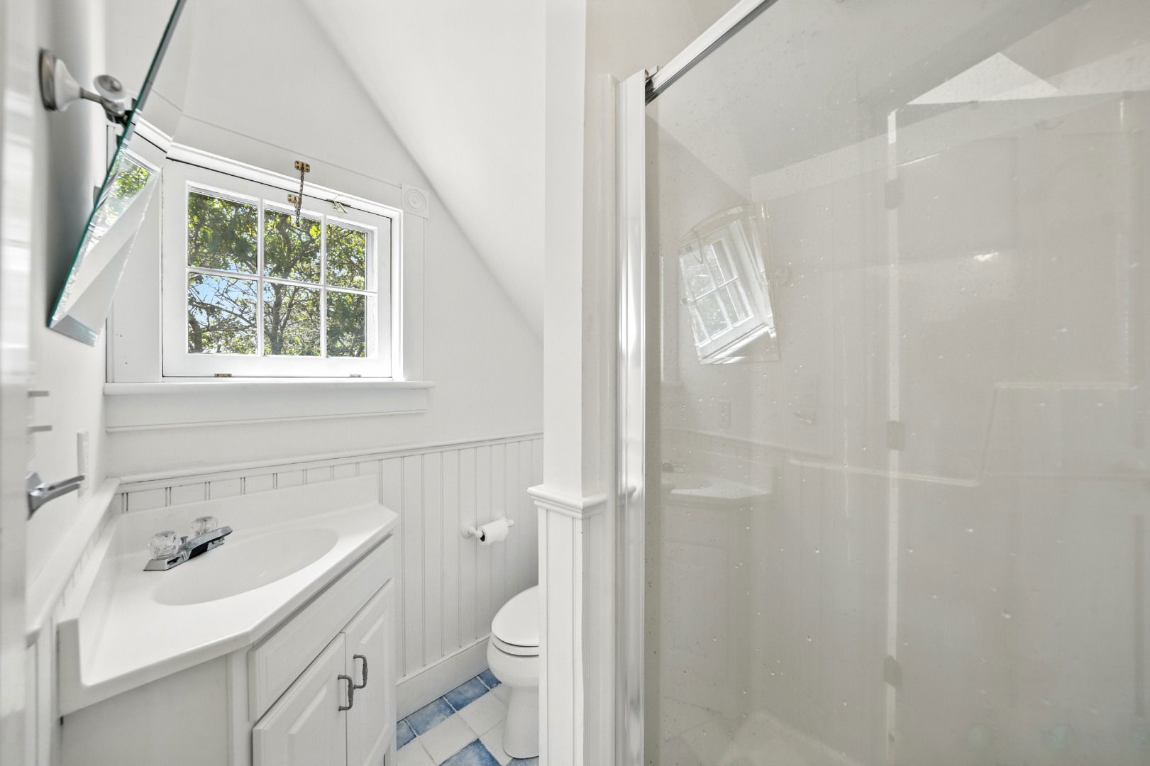 5 Hollister Road photo 25