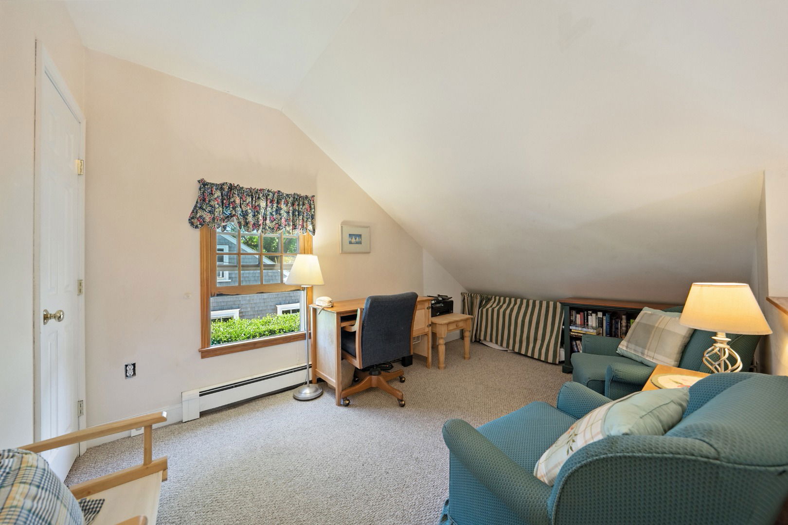 52 Pleasant Street photo 22
