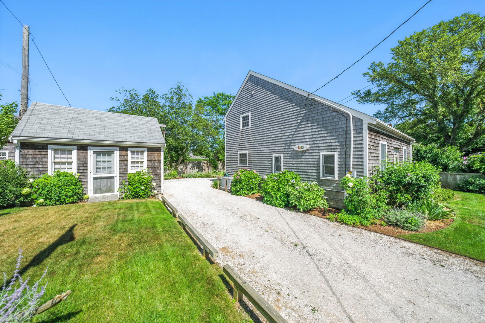 52 Pleasant Street photo 32