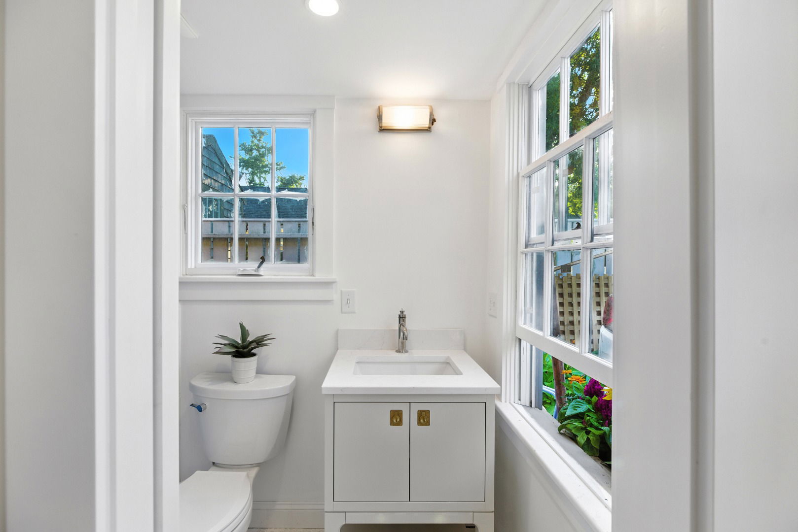 85R Orange Street photo 31