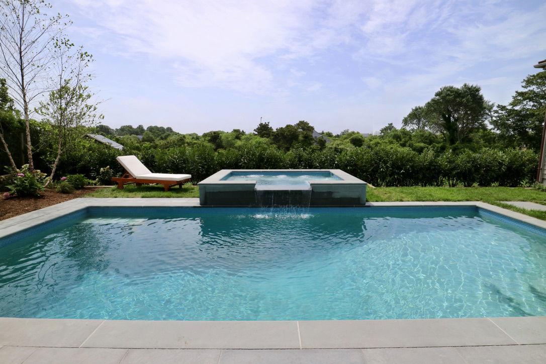 4 Red Mill Lane photo 3