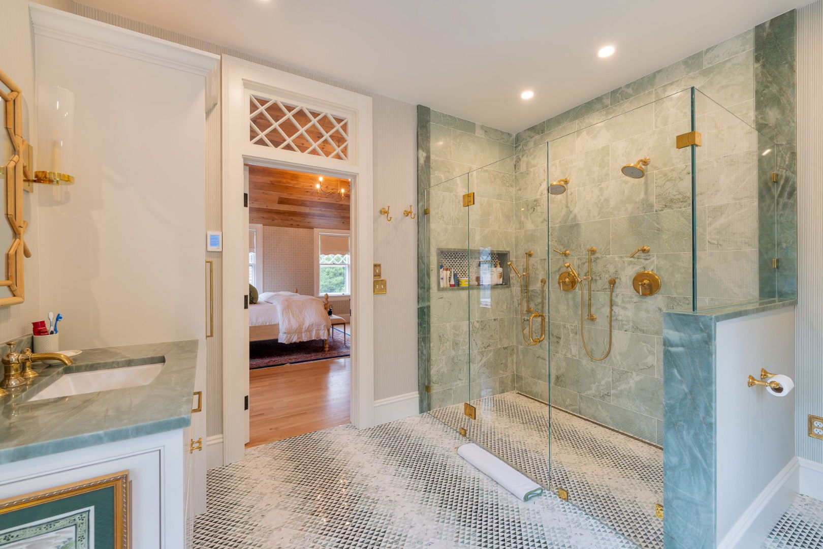 4 Gay Street photo 22