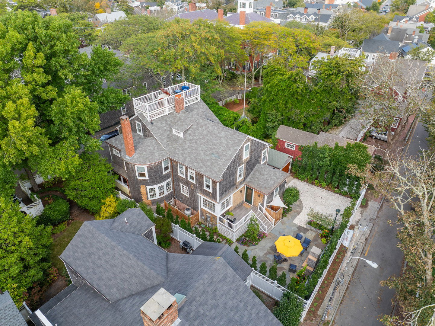 4 Gay Street photo 3