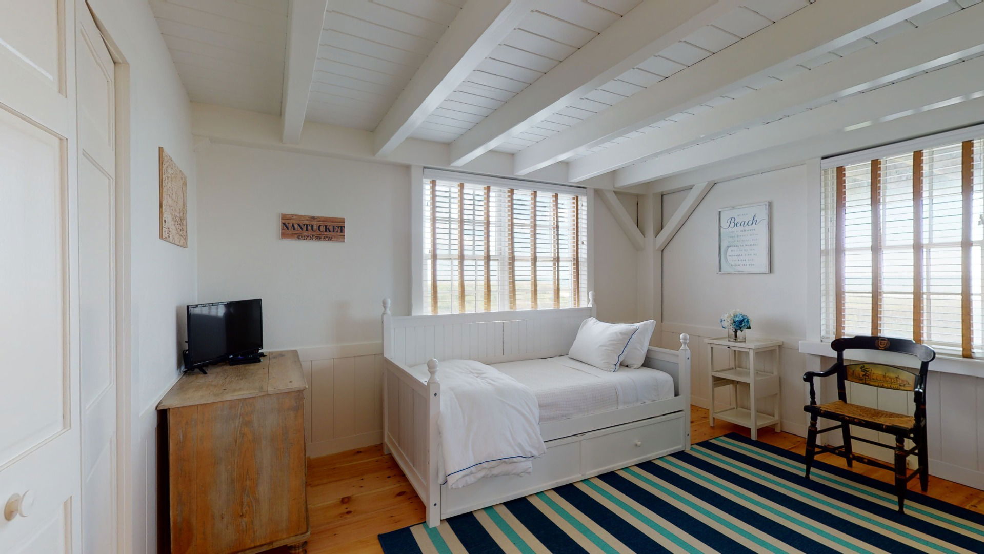 14 & 16 Sheep Pond Road photo 14