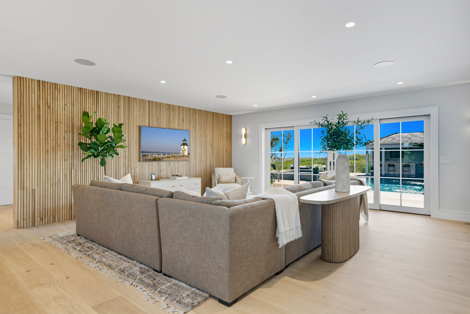 51 Weweeder Avenue photo 13