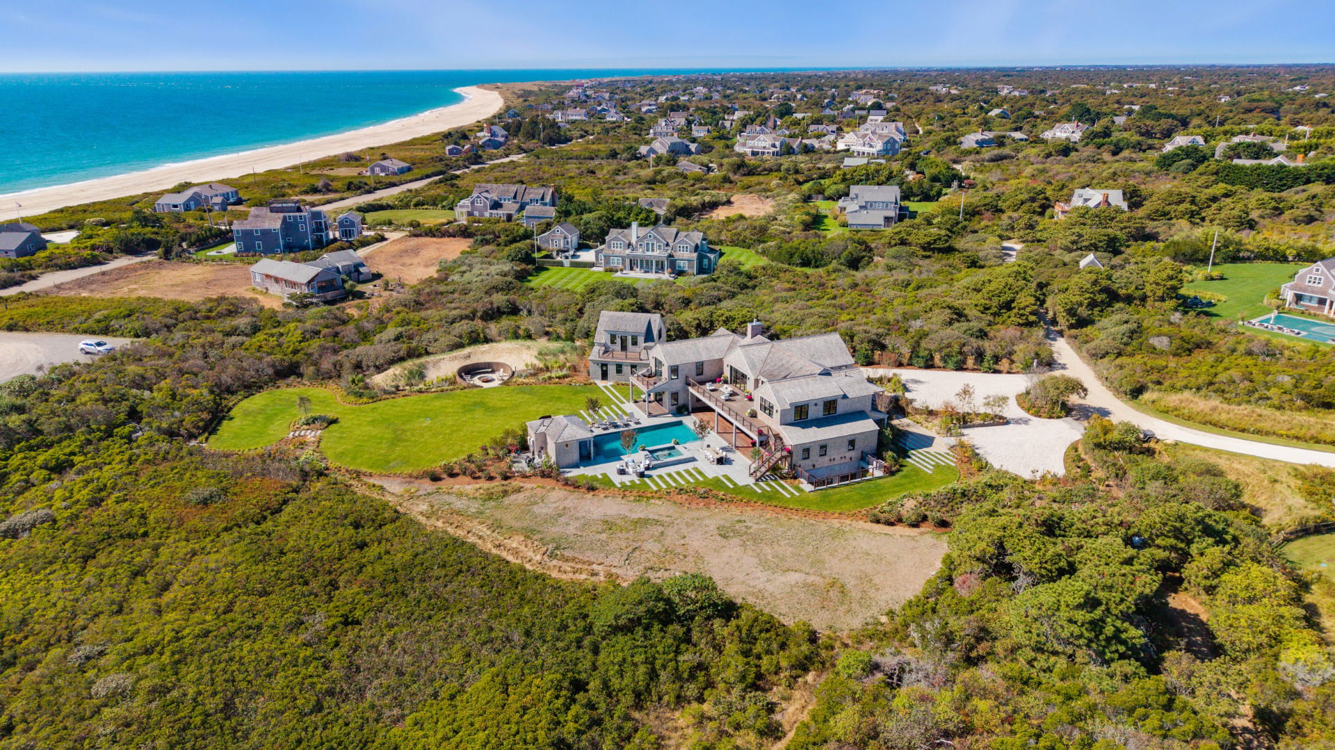 51 Weweeder Avenue photo 2