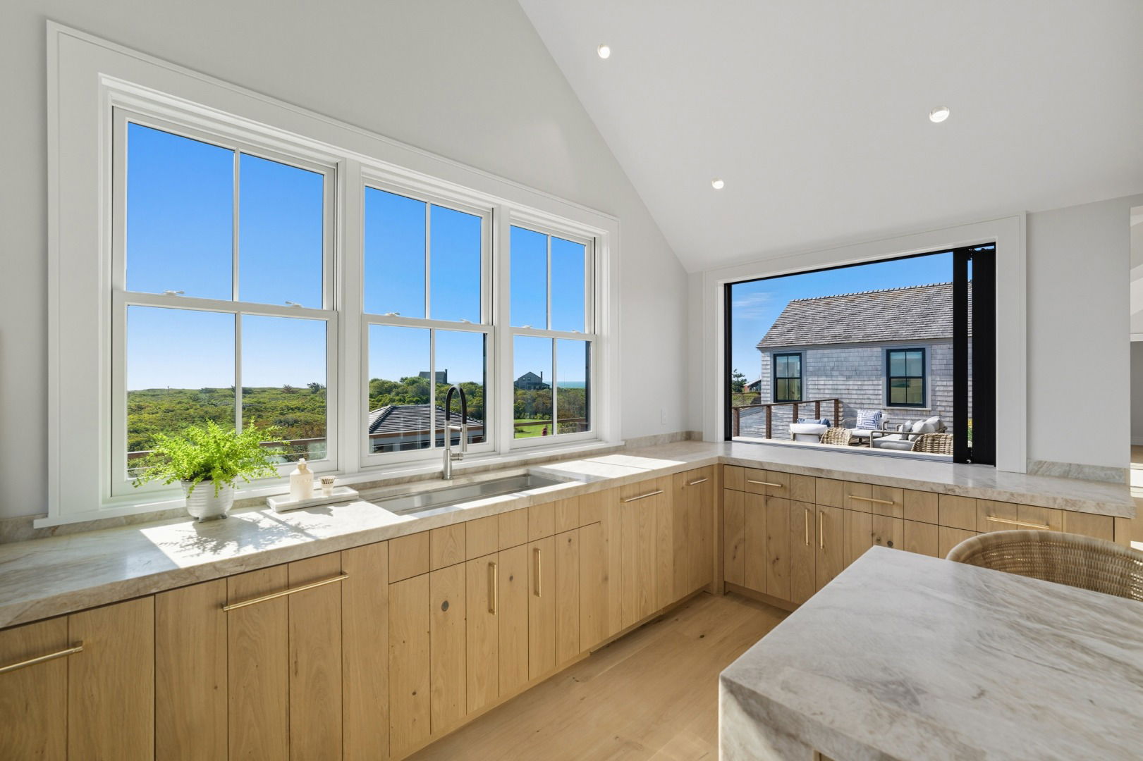 51 Weweeder Avenue photo 38